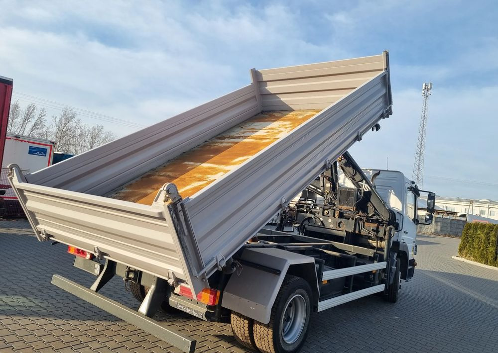 Mercedes-Benz Atego 1524 - Billenőplatós teherautó: 3 kép. Mercedes-Benz Atego 1524 - Billenőplatós teherautó: 3 kép.