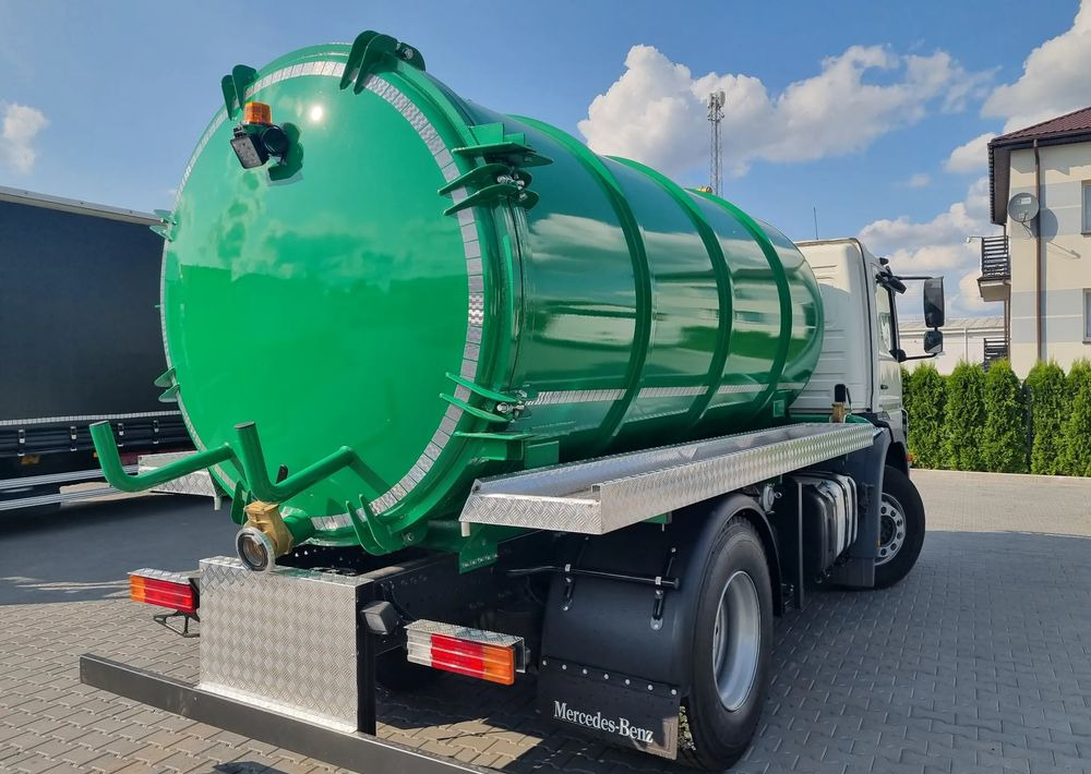 Mercedes-Benz Axor 1829 1833 - Szemetesautó: 5 kép. Mercedes-Benz Axor 1829 1833 - Szemetesautó: 5 kép.