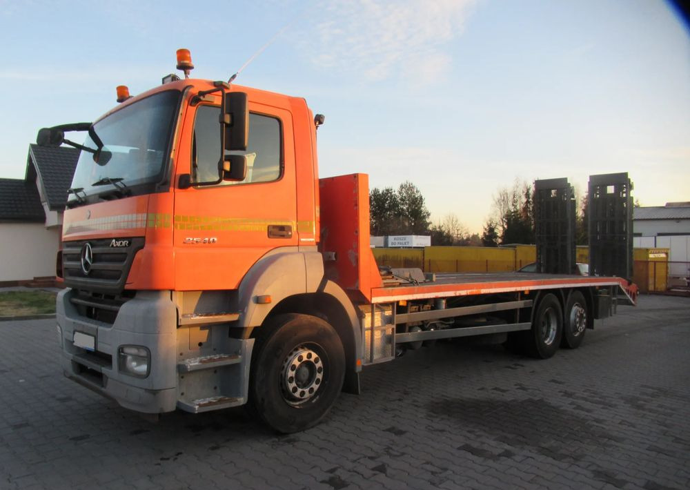 Mercedes-Benz Axor 2540 - Vontató: 1 kép. Mercedes-Benz Axor 2540 - Vontató: 1 kép.