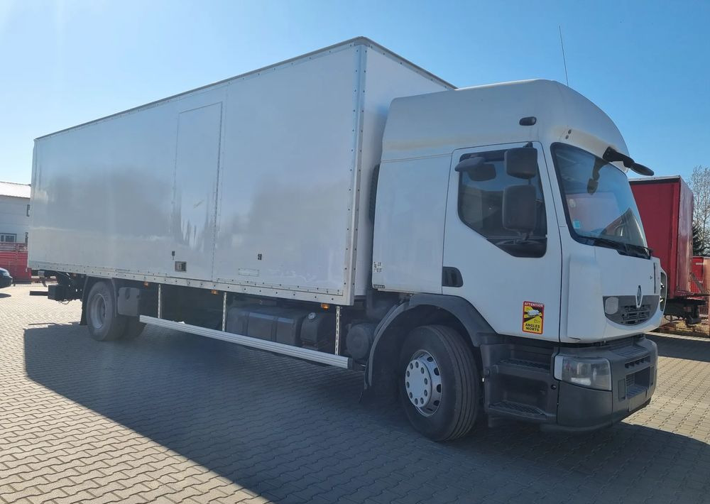 Renault Premium 270 - Dobozos felépítményű teherautó: 2 kép. Renault Premium 270 - Dobozos felépítményű teherautó: 2 kép.