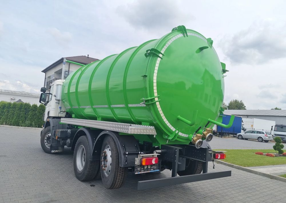 Scania P280 - Szemetesautó: 3 kép. Scania P280 - Szemetesautó: 3 kép.