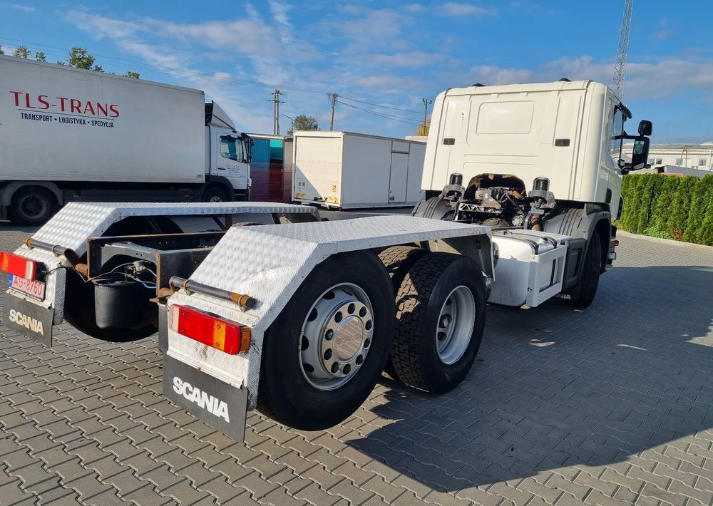 Scania P360 - Alvaz teherautó: 3 kép. Scania P360 - Alvaz teherautó: 3 kép.