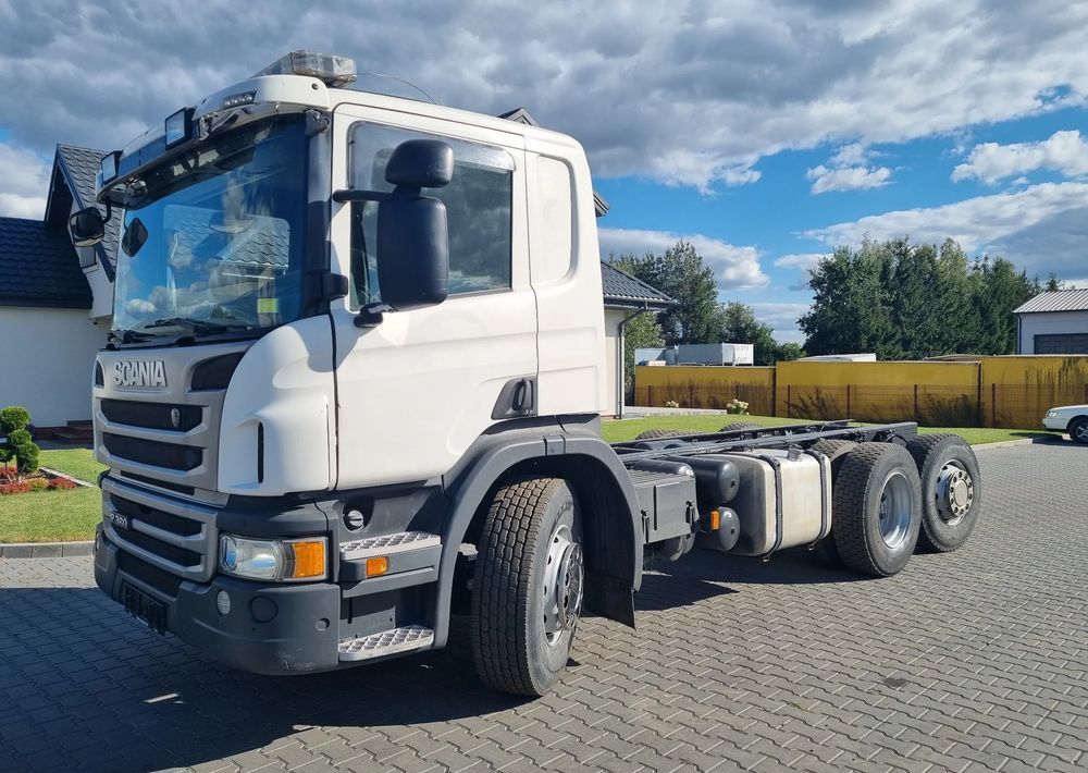 Scania P360 - Alvaz teherautó: 1 kép. Scania P360 - Alvaz teherautó: 1 kép.