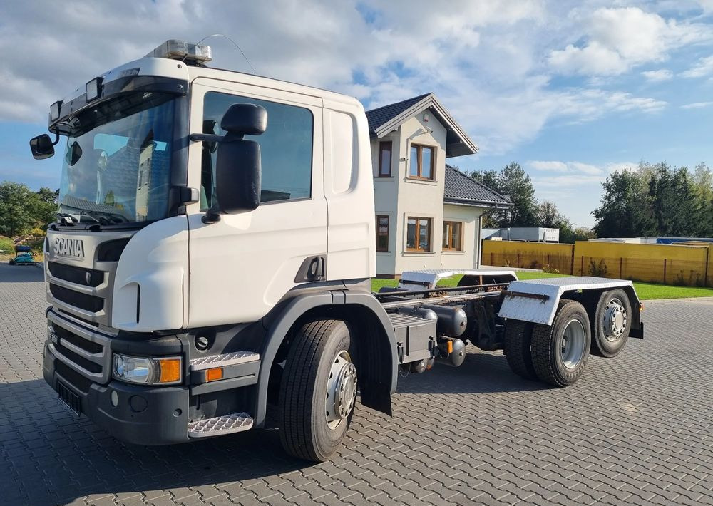 Scania P360 - Alvaz teherautó: 1 kép. Scania P360 - Alvaz teherautó: 1 kép.