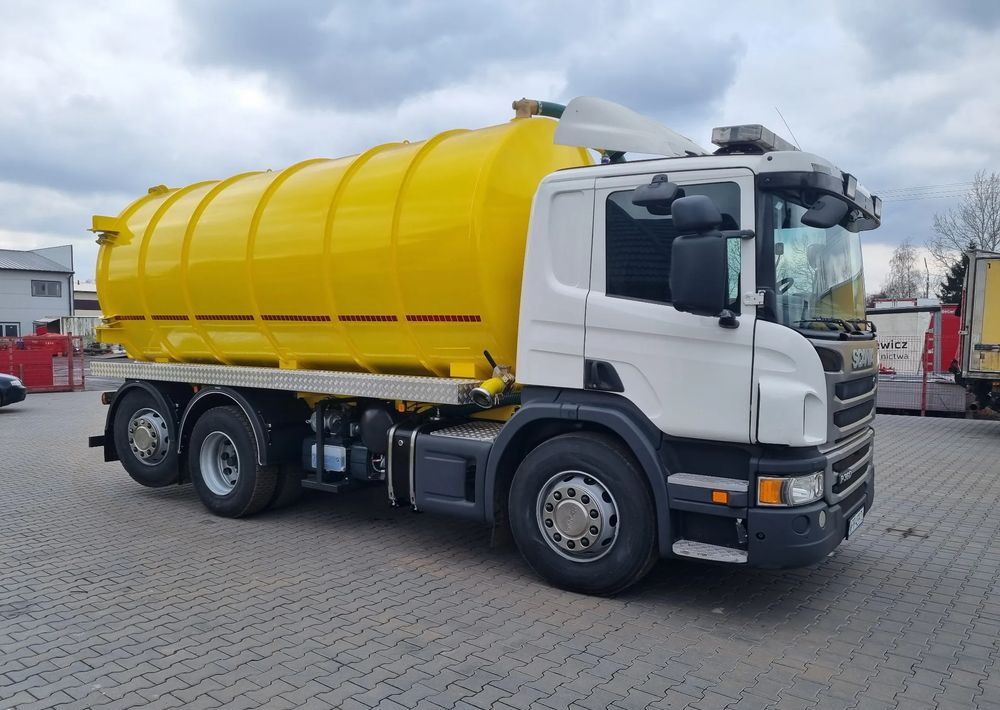 Scania P360 - Szemetesautó: 1 kép. Scania P360 - Szemetesautó: 1 kép.