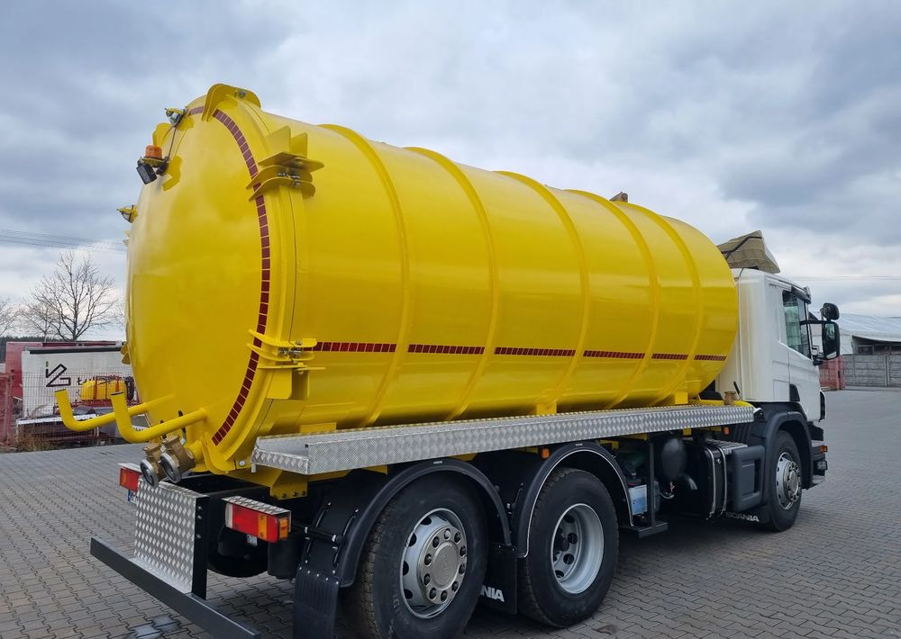 Scania P360 - Szemetesautó: 4 kép. Scania P360 - Szemetesautó: 4 kép.