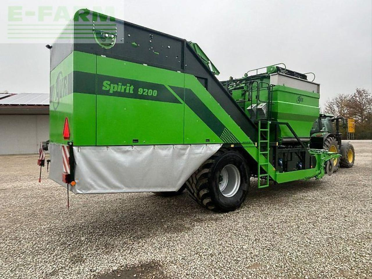 AVR spirit 9200 - Burgonyakombájn: 2 kép. AVR spirit 9200 - Burgonyakombájn: 2 kép.