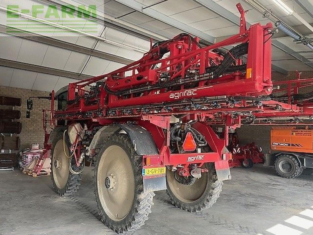 Agrifac g-agrifac-veldspuit 33 mtr - Vontatott permetezők: 1 kép. Agrifac g-agrifac-veldspuit 33 mtr - Vontatott permetezők: 1 kép.