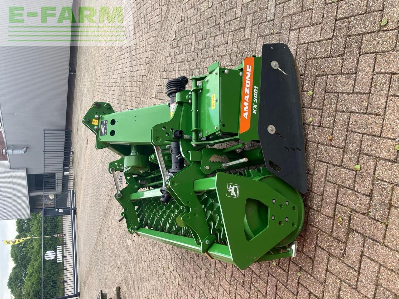 Amazone KX 3001 - Talajművelő gep: 4 kép. Amazone KX 3001 - Talajművelő gep: 4 kép.