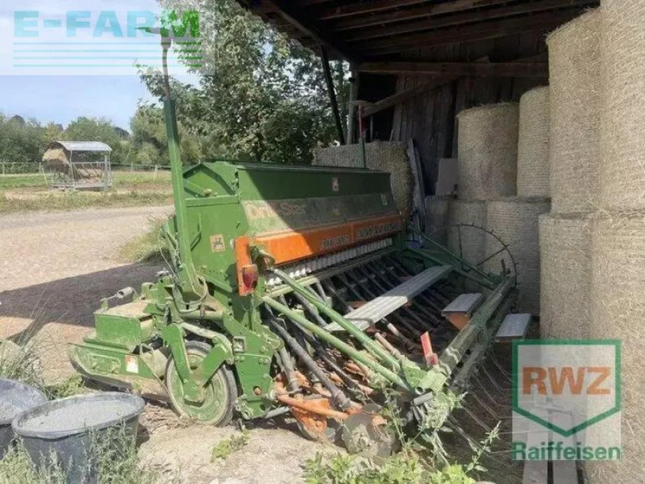 Amazone ad-302/kg302 - Kombinált vetőgép: 3 kép. Amazone ad-302/kg302 - Kombinált vetőgép: 3 kép.