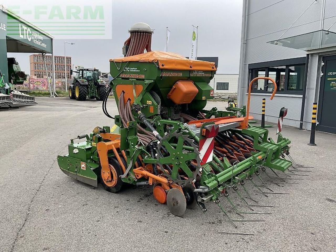 Amazone ad-p 303 special+ ke 3000 - Szemenkénti vetőgép: 3 kép. Amazone ad-p 303 special+ ke 3000 - Szemenkénti vetőgép: 3 kép.