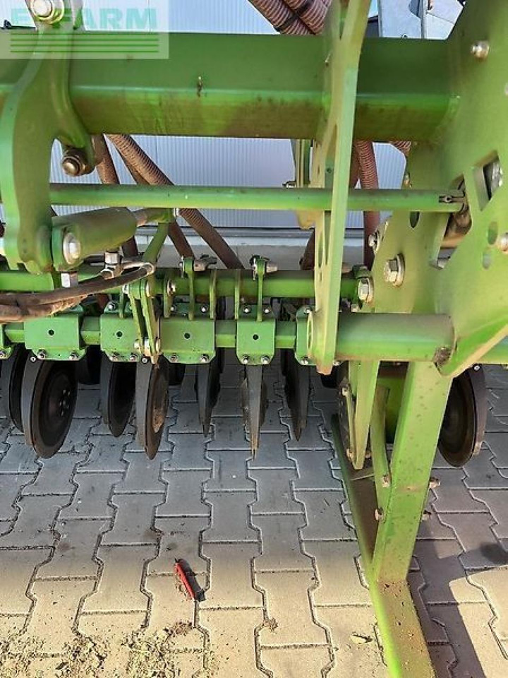 Szemenkénti vetőgép Amazone amazone avant 3002 säschine/ fronttank ftender 1600/ precea 3000-1 maisleger: 11 kép. Szemenkénti vetőgép Amazone amazone avant 3002 säschine/ fronttank ftender 1600/ precea 3000-1 maisleger: 11 kép.