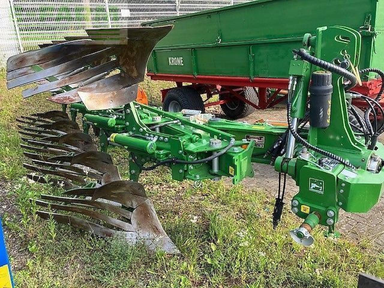 Amazone anbau-volldrehpflug teres 300 - Műtrágyaszóró: 2 kép. Amazone anbau-volldrehpflug teres 300 - Műtrágyaszóró: 2 kép.