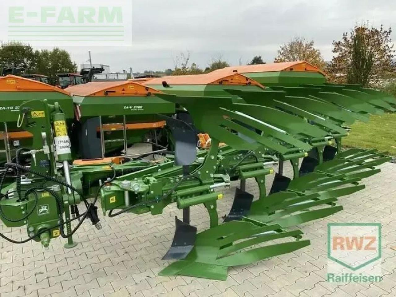 Amazone anbau-volldrehpflug teres 300v - Eke: 2 kép. Amazone anbau-volldrehpflug teres 300v - Eke: 2 kép.