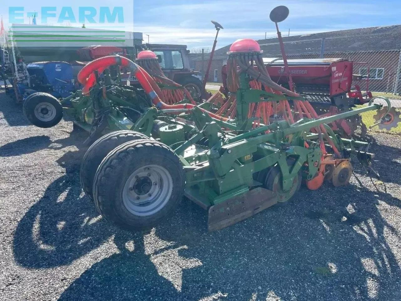 Amazone avant 6m. kg 6001-2 - Kombinált vetőgép: 4 kép. Amazone avant 6m. kg 6001-2 - Kombinált vetőgép: 4 kép.