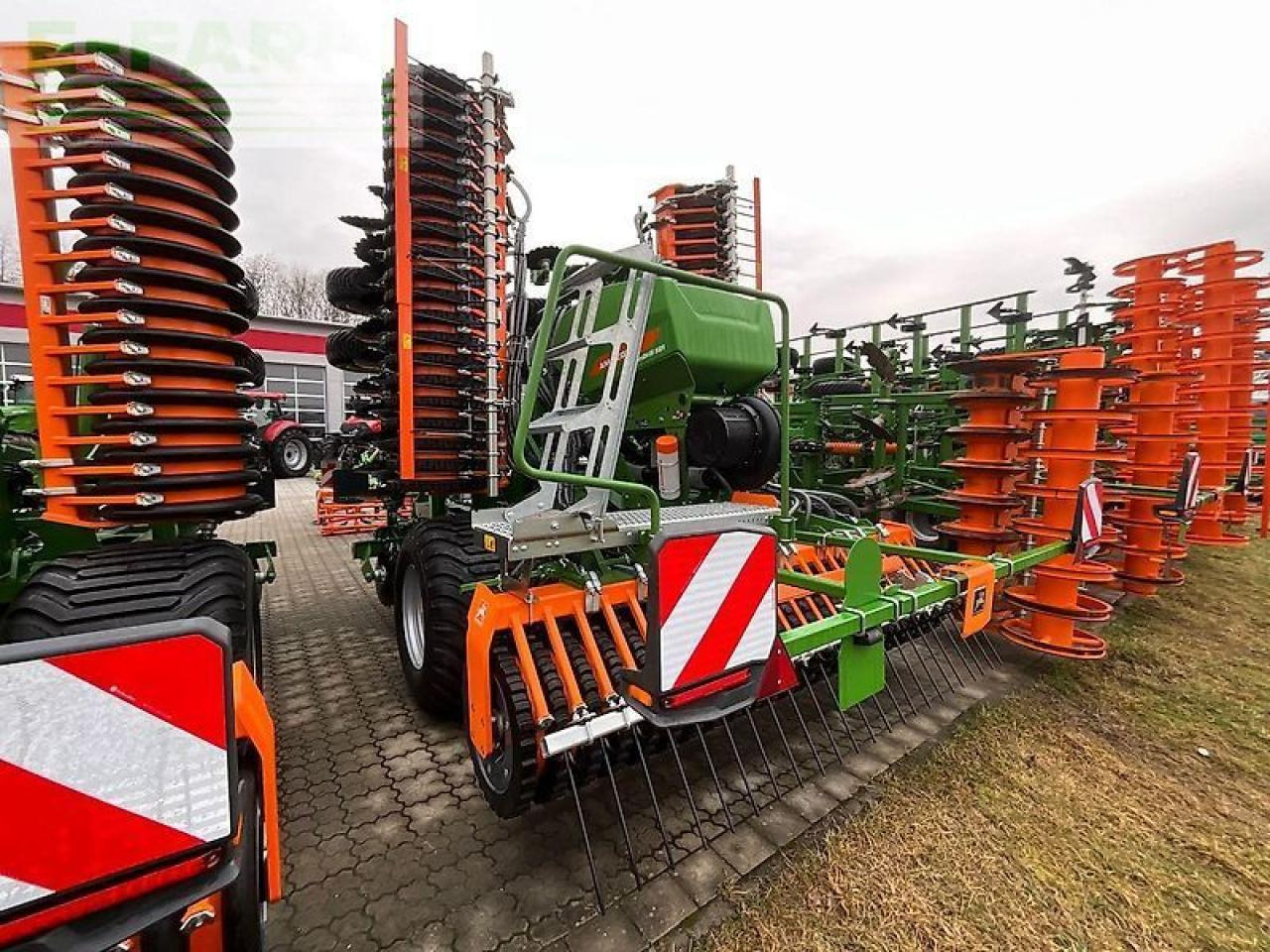 Amazone catros+ 8003-2 tx - Tárcsás borona: 4 kép. Amazone catros+ 8003-2 tx - Tárcsás borona: 4 kép.