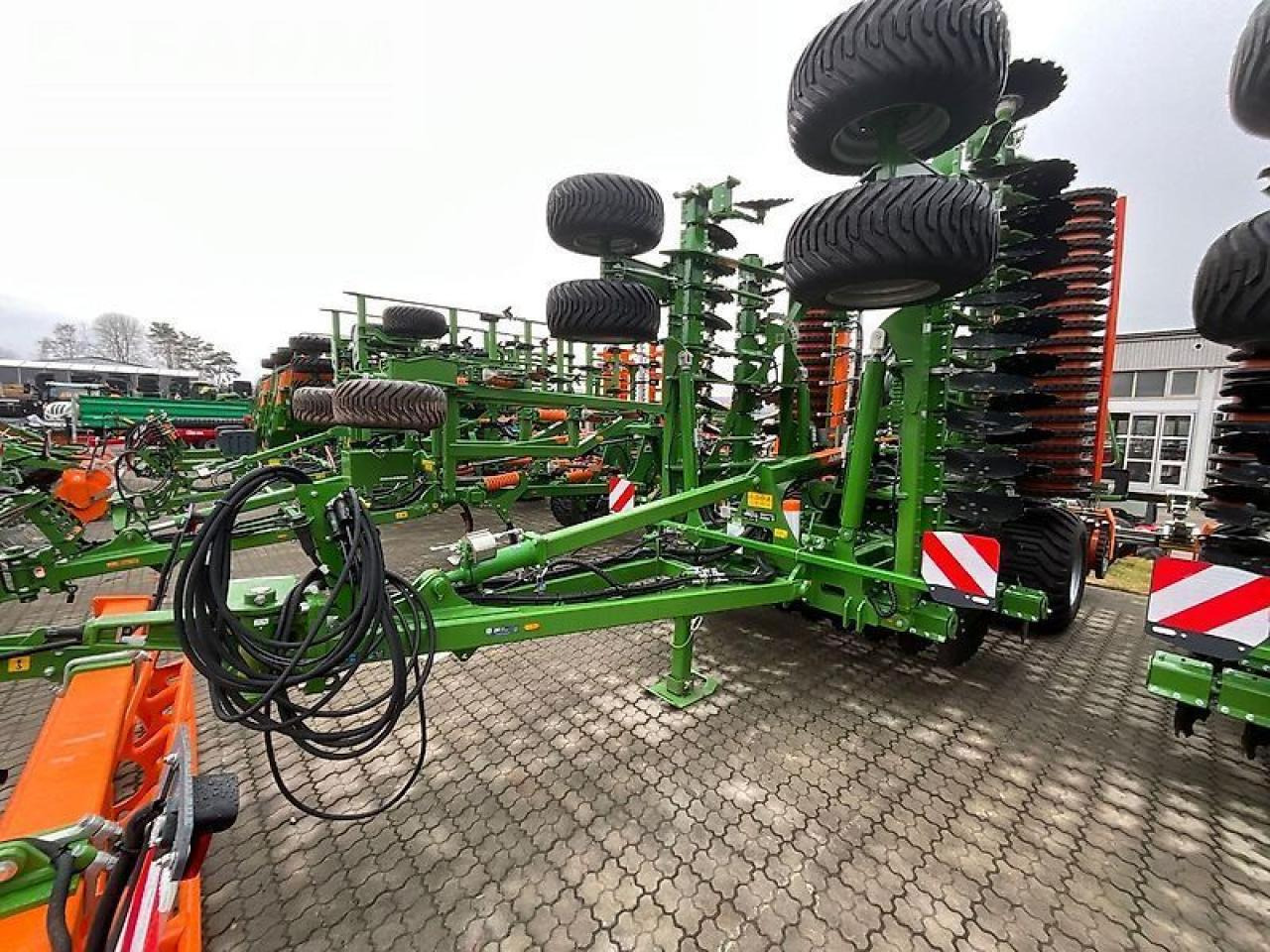Amazone catros+ 8003-2 tx - Tárcsás borona: 1 kép. Amazone catros+ 8003-2 tx - Tárcsás borona: 1 kép.