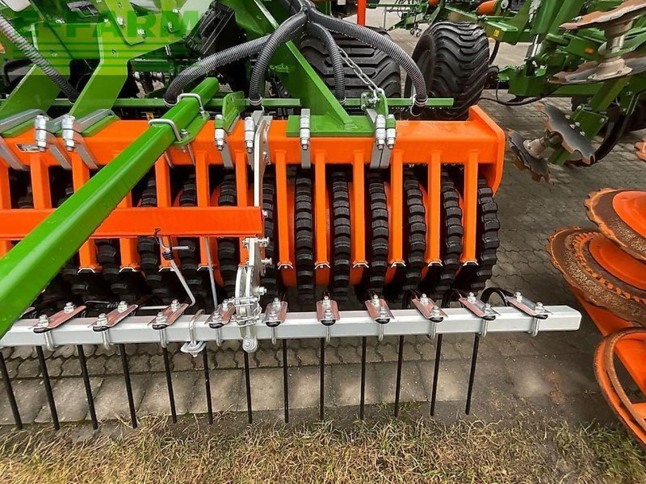 Amazone catros+ 8003-2 tx - Tárcsás borona: 5 kép. Amazone catros+ 8003-2 tx - Tárcsás borona: 5 kép.