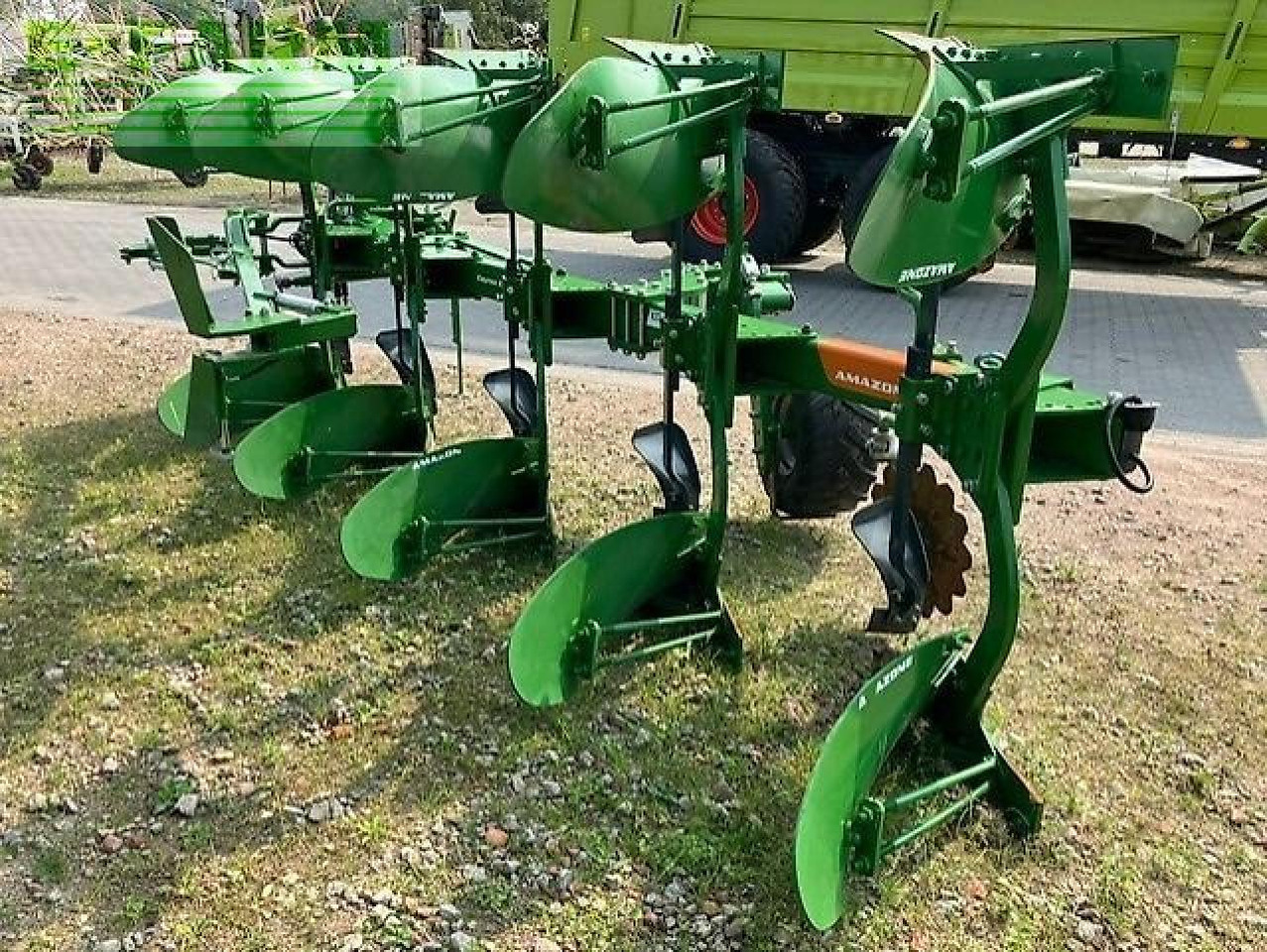 Amazone cayros xms 5-950 - Eke: 1 kép. Amazone cayros xms 5-950 - Eke: 1 kép.