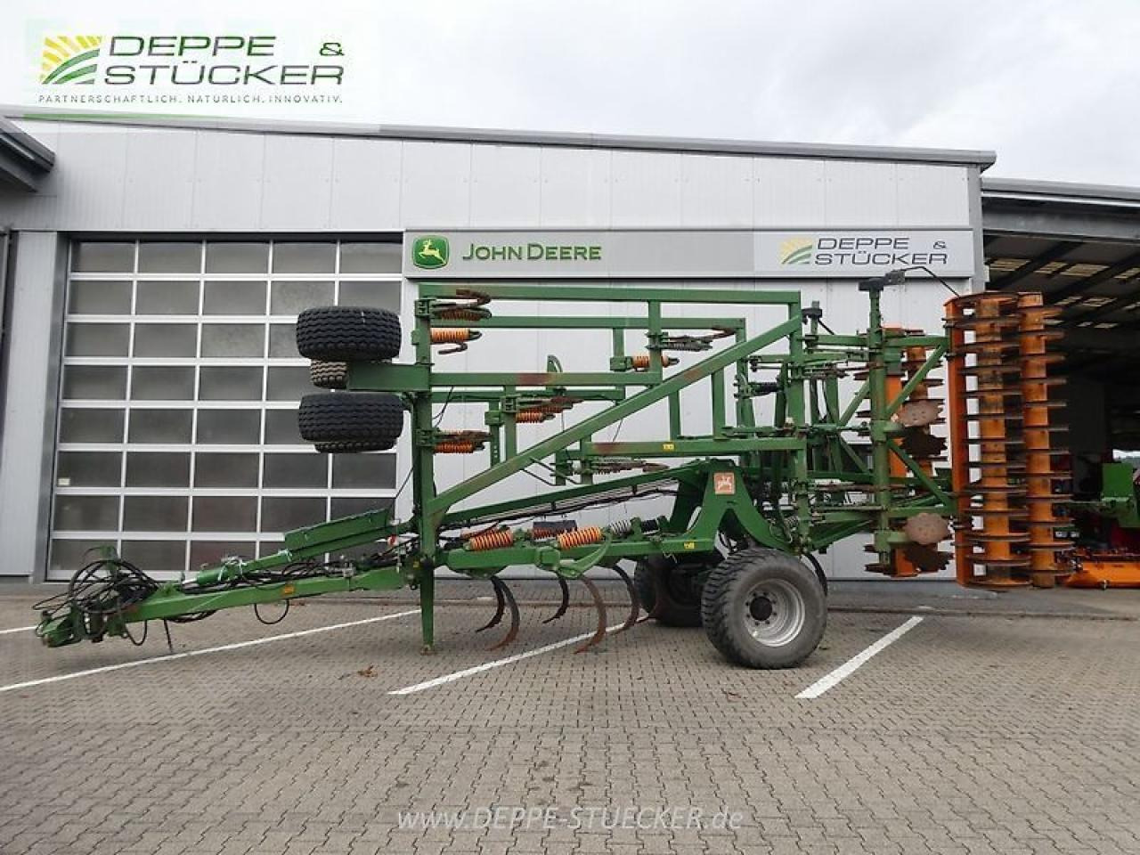 Amazone cenius 6003 - Kultivátor: 1 kép. Amazone cenius 6003 - Kultivátor: 1 kép.