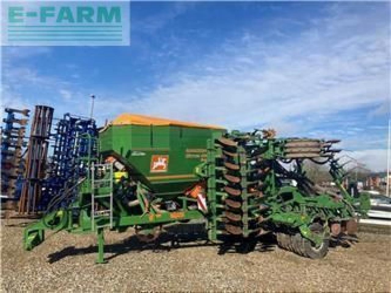 Amazone cirrus 4001 super - Kombinált vetőgép: 1 kép. Amazone cirrus 4001 super - Kombinált vetőgép: 1 kép.