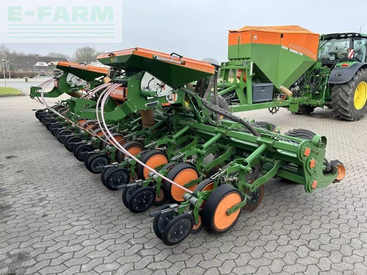 Amazone edx 9000-tc - Precíziós vetőgép: 4 kép. Amazone edx 9000-tc - Precíziós vetőgép: 4 kép.