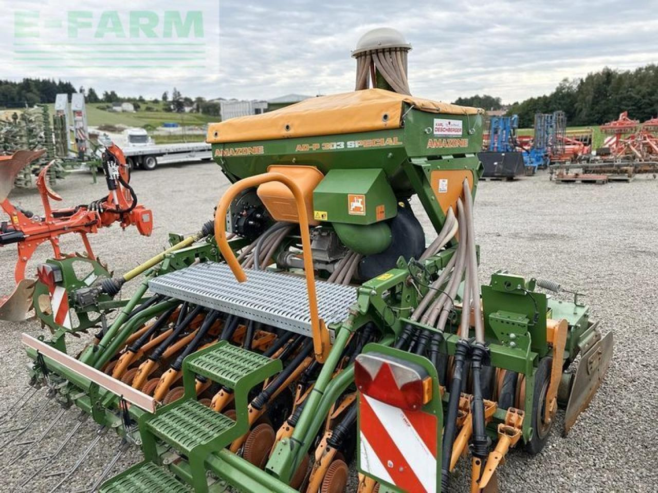 Amazone kg 3000 / ad-p 303 säkombination pneum. - Kombinált vetőgép: 3 kép. Amazone kg 3000 / ad-p 303 säkombination pneum. - Kombinált vetőgép: 3 kép.