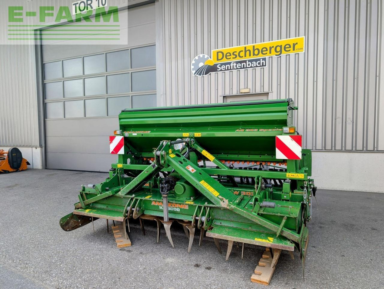Amazone kx 3000 + ad 303 special - Kombinált vetőgép: 1 kép. Amazone kx 3000 + ad 303 special - Kombinált vetőgép: 1 kép.