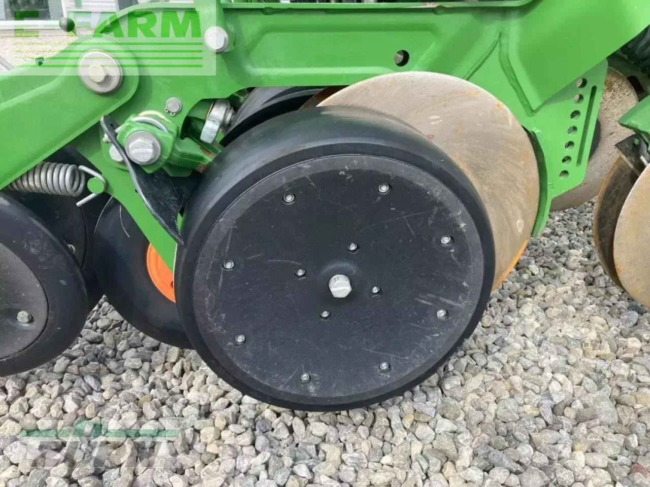 Amazone precea6000-2fcc - Precíziós vetőgép: 5 kép. Amazone precea6000-2fcc - Precíziós vetőgép: 5 kép.
