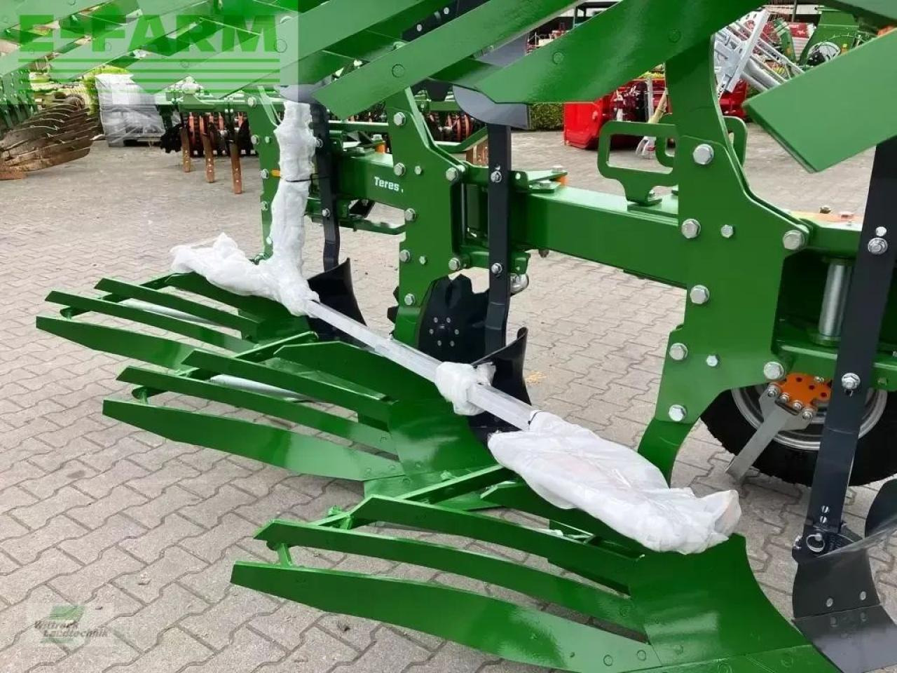 Amazone teres 300 v 5+0 - Eke: 2 kép. Amazone teres 300 v 5+0 - Eke: 2 kép.