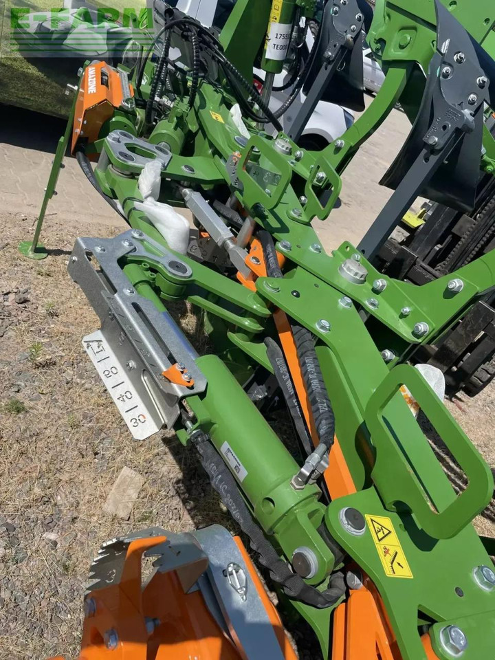 Amazone teres 300v5 100 - Eke: 5 kép. Amazone teres 300v5 100 - Eke: 5 kép.