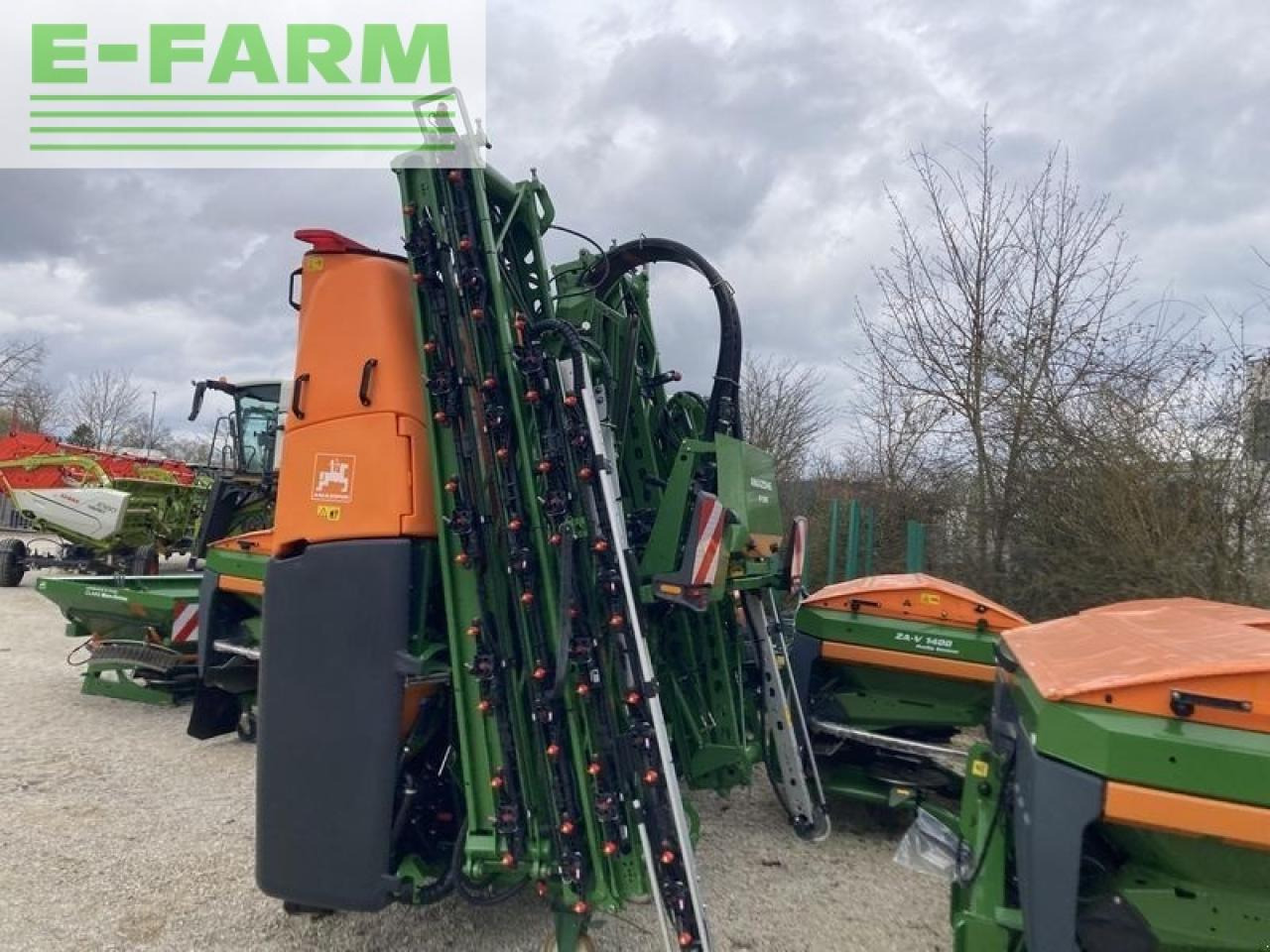 Amazone uf 2002, 25 cm düsenabstand - Függesztett permetező: 2 kép. Amazone uf 2002, 25 cm düsenabstand - Függesztett permetező: 2 kép.
