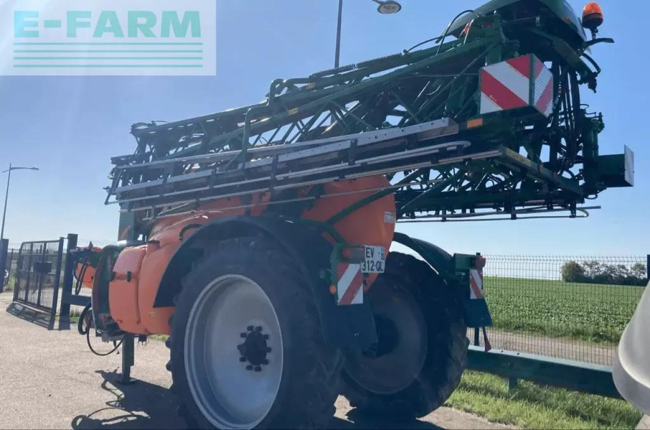 Amazone ux 4200 - Vontatott permetezők: 3 kép. Amazone ux 4200 - Vontatott permetezők: 3 kép.