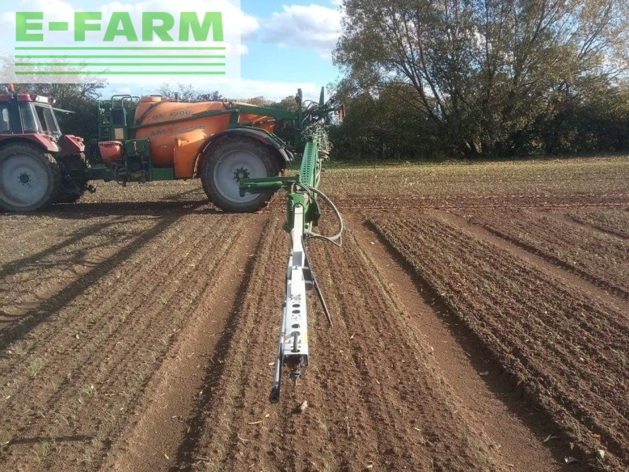 Vontatott permetezők Amazone ux 4200: 11 kép.