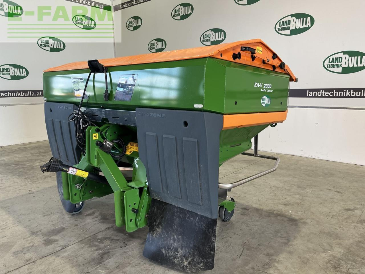 Amazone za-v 2000 - Műtrágyaszóró: 1 kép. Amazone za-v 2000 - Műtrágyaszóró: 1 kép.