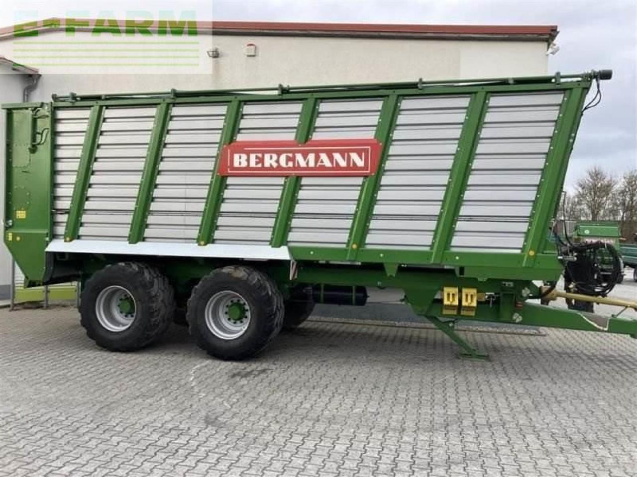 Bergmann htw 45 mit laderaumabdeckung - Mezőgazdasági pótkocsi: 1 kép. Bergmann htw 45 mit laderaumabdeckung - Mezőgazdasági pótkocsi: 1 kép.