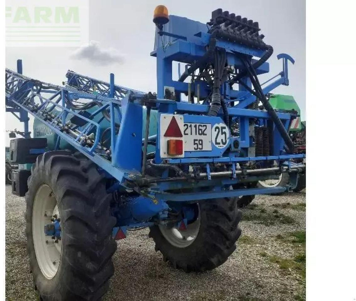 Berthoud major 3200 - Vontatott permetezők: 3 kép. Berthoud major 3200 - Vontatott permetezők: 3 kép.
