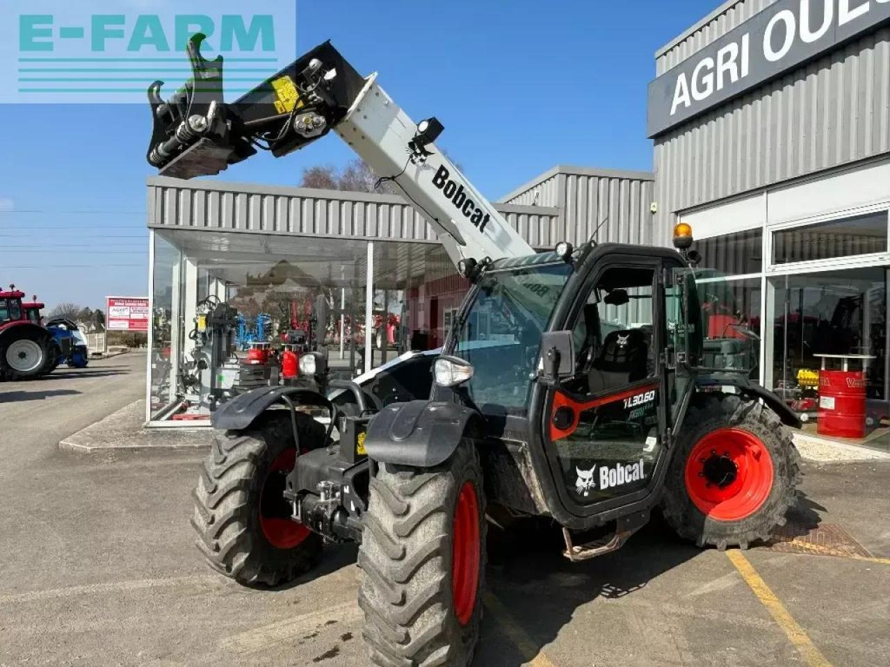 Bobcat 30.60 - Teleszkópos rakodó: 1 kép. Bobcat 30.60 - Teleszkópos rakodó: 1 kép.