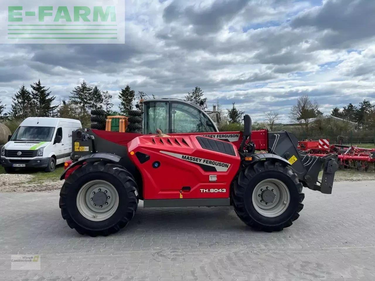 Bobcat th 8043 - Teleszkópos rakodó: 4 kép. Bobcat th 8043 - Teleszkópos rakodó: 4 kép.