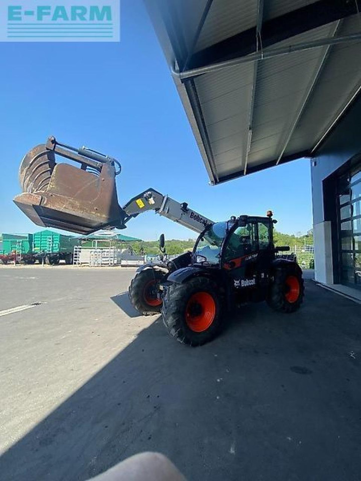 Bobcat tl 38.70 hf mit nur 2600 stunden, inkl. 3 werkzeugen - Teleszkópos rakodó: 3 kép. Bobcat tl 38.70 hf mit nur 2600 stunden, inkl. 3 werkzeugen - Teleszkópos rakodó: 3 kép.