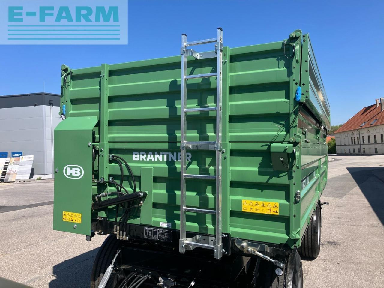 Brantner HB Z18051/2XXL - Mezőgazdasági billenőpótkocsi: 3 kép. Brantner HB Z18051/2XXL - Mezőgazdasági billenőpótkocsi: 3 kép.