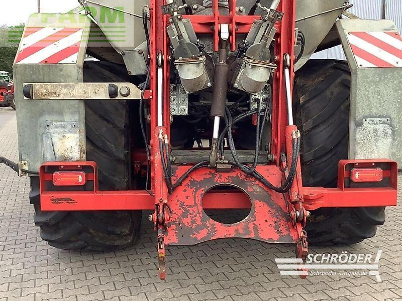 Műtrágyaszóró gép Bruns 26000 l: 11 kép. Műtrágyaszóró gép Bruns 26000 l: 11 kép.