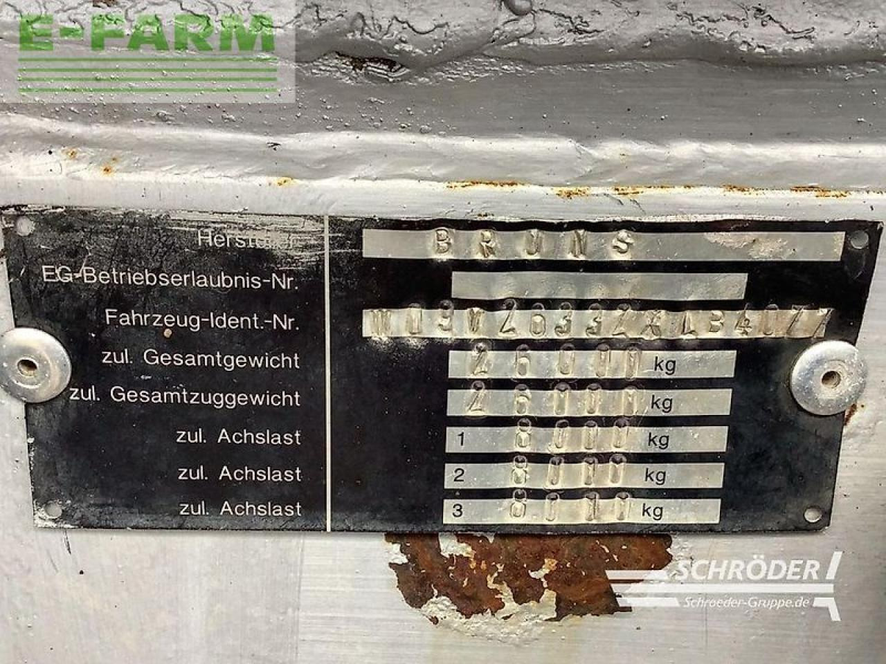 Műtrágyaszóró gép Bruns 26000 l: 14 kép. Műtrágyaszóró gép Bruns 26000 l: 14 kép.