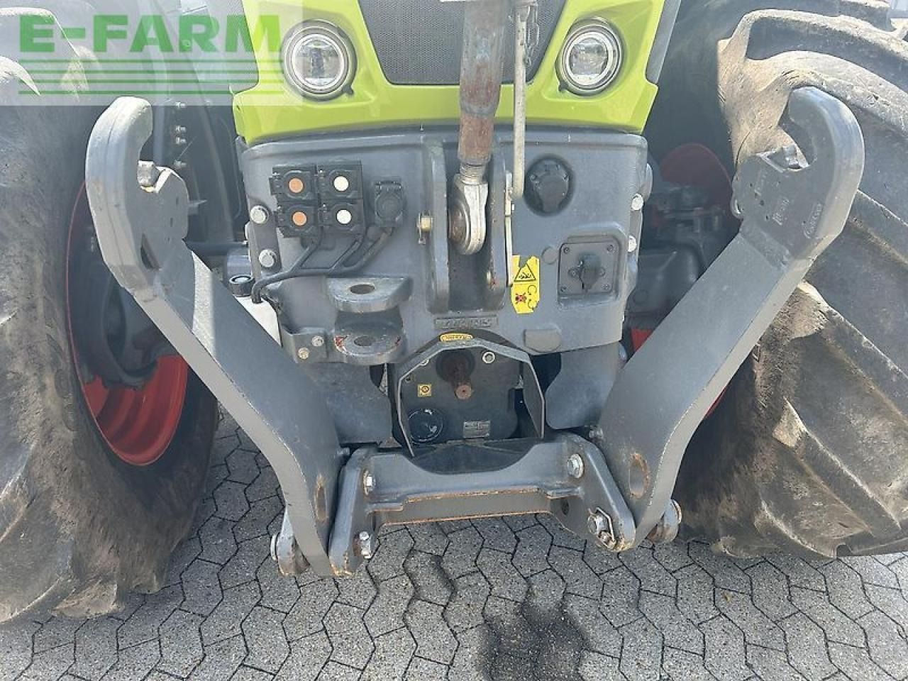 CLAAS 870 - Önjáró szecskázógép: 4 kép. CLAAS 870 - Önjáró szecskázógép: 4 kép.