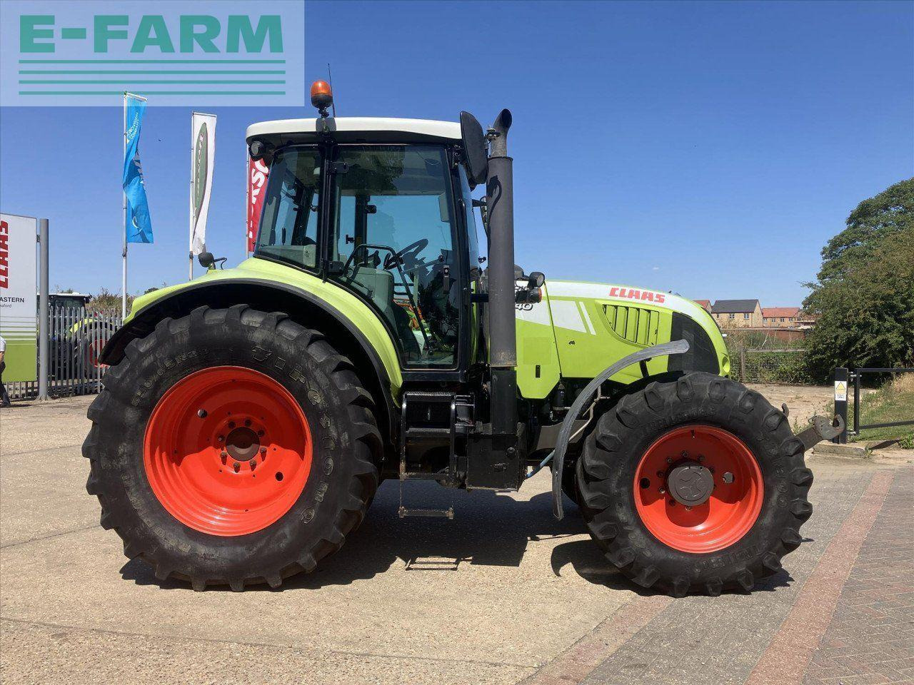 CLAAS ARION 640 - Traktor: 5 kép. CLAAS ARION 640 - Traktor: 5 kép.