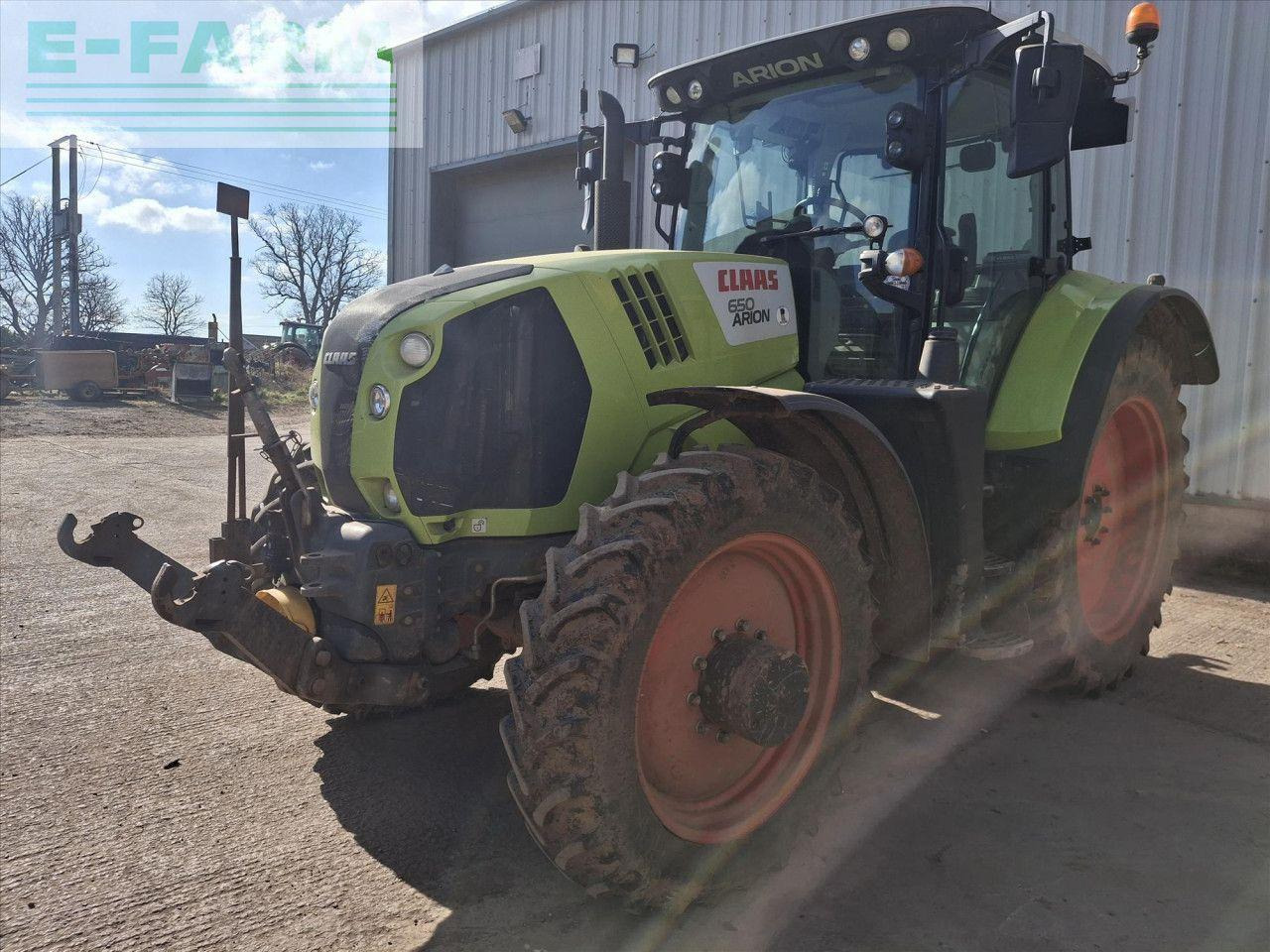 CLAAS ARION 650 - Traktor: 2 kép. CLAAS ARION 650 - Traktor: 2 kép.