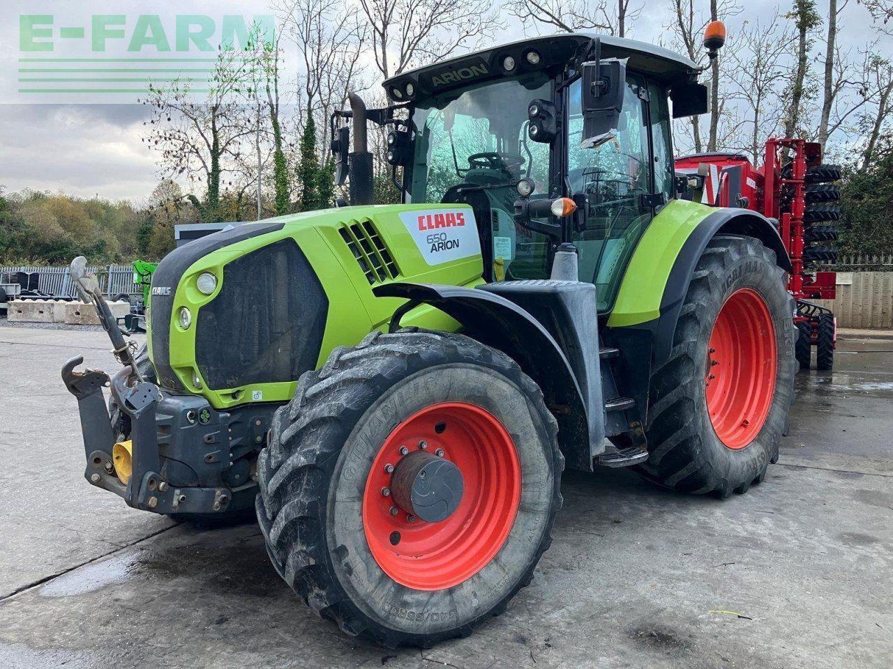 CLAAS ARION 650 ST4 CIS+ 50K CIS+ - Traktor: 1 kép. CLAAS ARION 650 ST4 CIS+ 50K CIS+ - Traktor: 1 kép.
