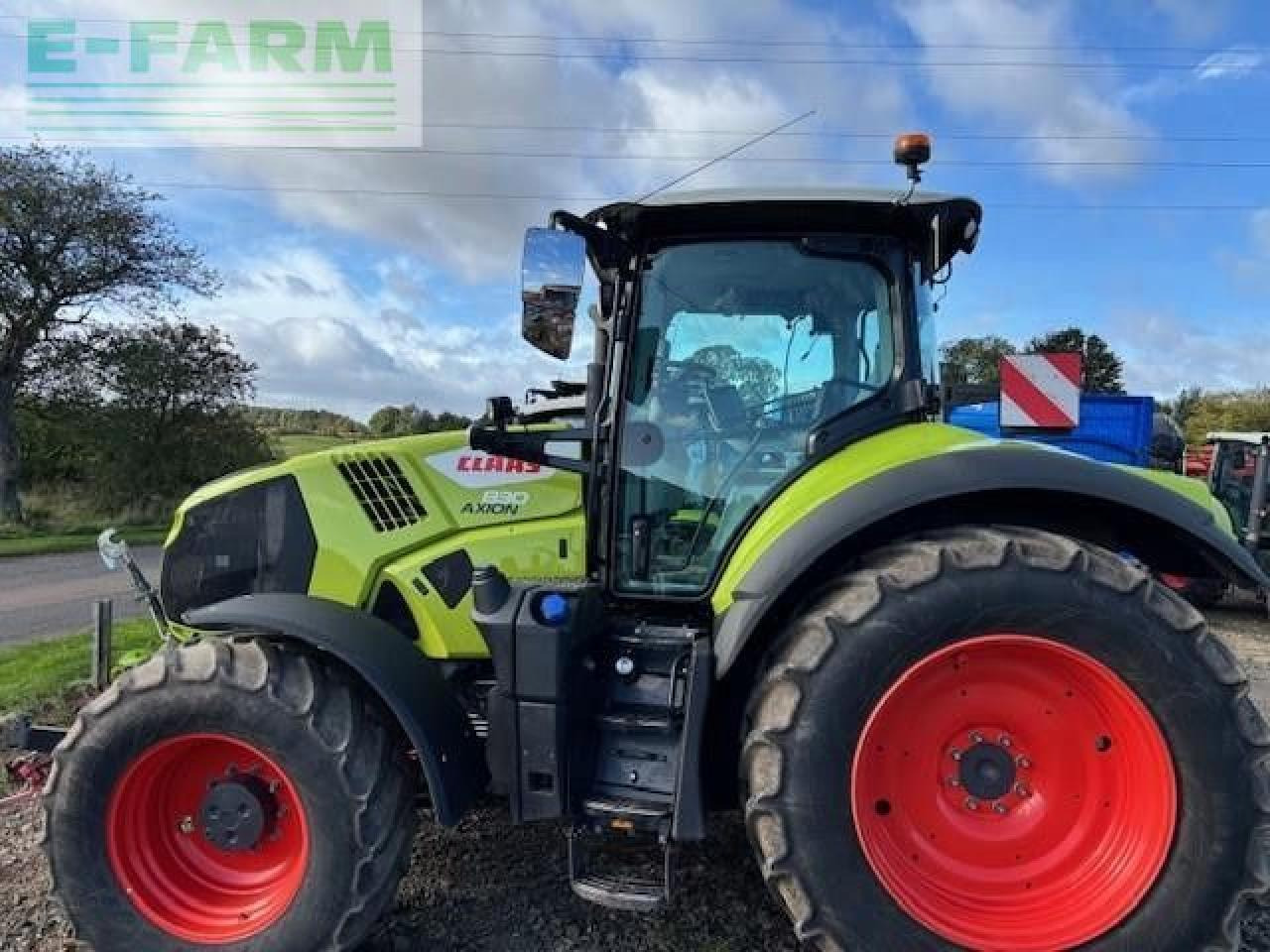 CLAAS AXION 830 - Traktor: 3 kép. CLAAS AXION 830 - Traktor: 3 kép.
