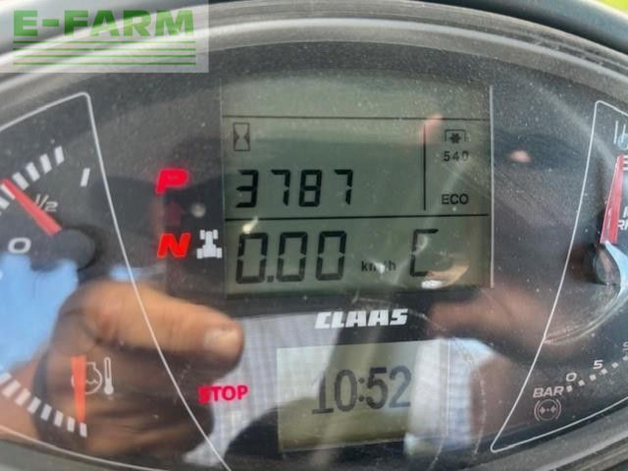 CLAAS AXION 830 - Traktor: 4 kép. CLAAS AXION 830 - Traktor: 4 kép.