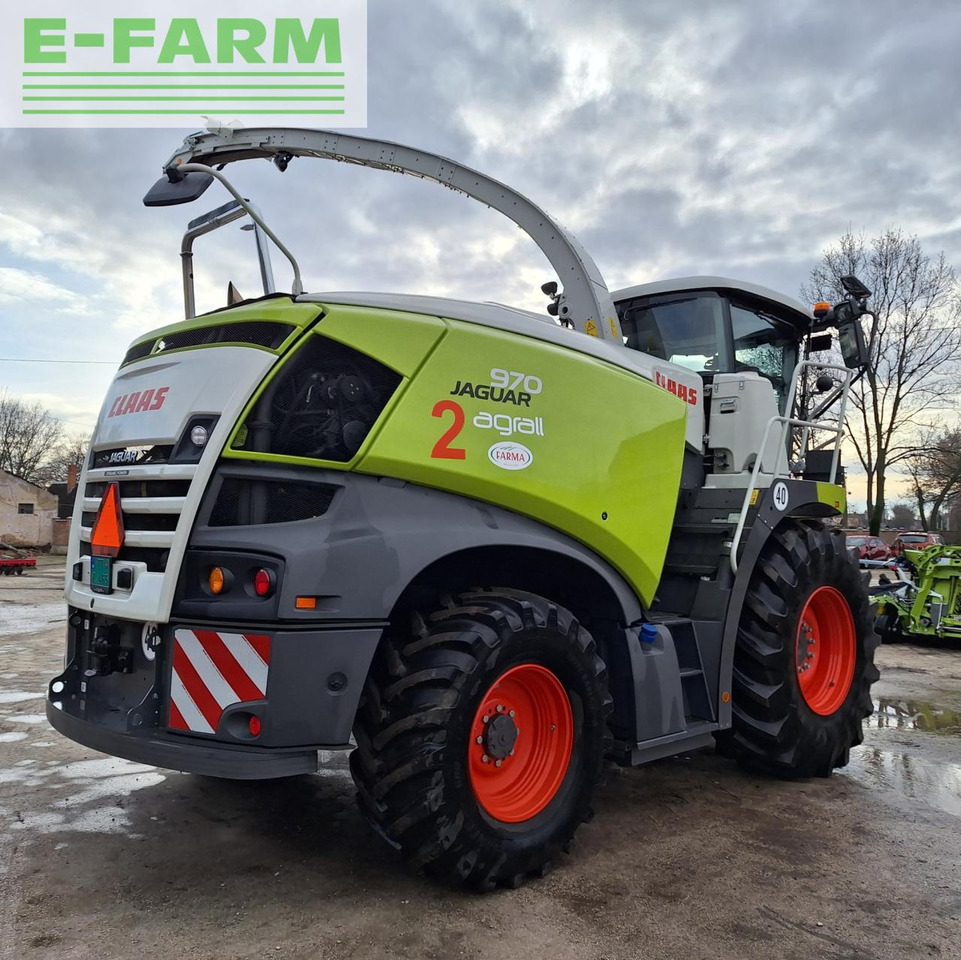CLAAS Jaguar 970 - Önjáró szecskázógép: 5 kép. CLAAS Jaguar 970 - Önjáró szecskázógép: 5 kép.